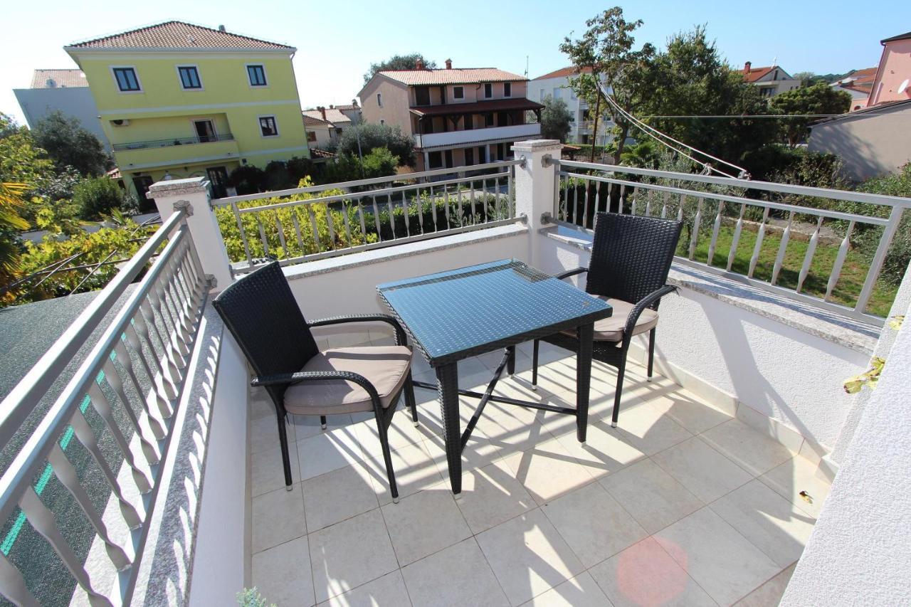 Apartments Malvina โรวีน ภายนอก รูปภาพ